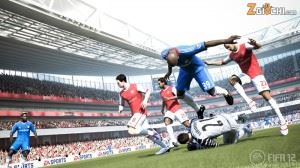 FIFA12_X360_fabianski_save_WM