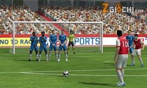 3DS_FIFA_SSvanPersie_freekick_E3