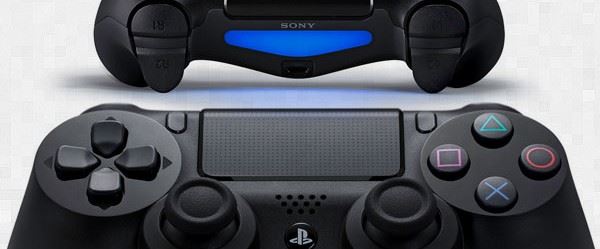 Immagini comparative tra il Dualshock 3 e il Dualshock 4 mobile